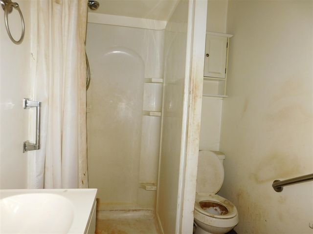 6555 Pipestone Street, Eau Claire, MI 49111