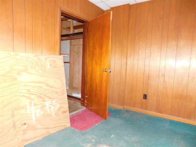 6555 Pipestone Street, Eau Claire, MI 49111