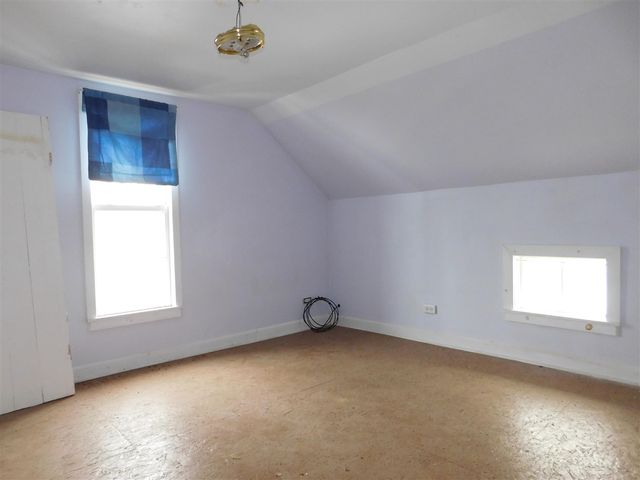 6555 Pipestone Street, Eau Claire, MI 49111