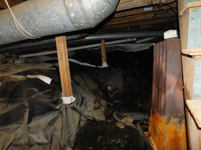 6555 Pipestone Street, Eau Claire, MI 49111