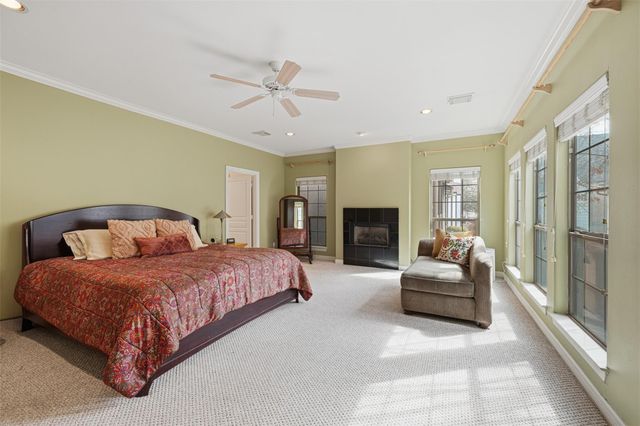 527 Oxford Street C, Houston, TX 77007