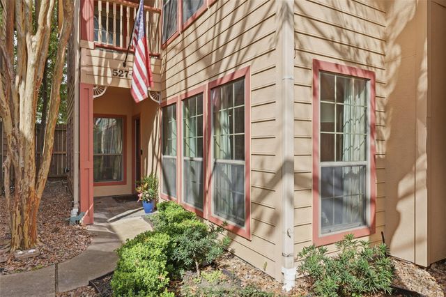 527 Oxford Street C, Houston, TX 77007