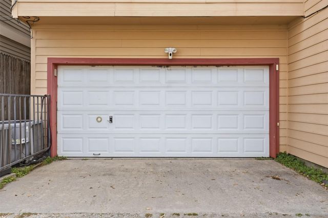 527 Oxford Street C, Houston, TX 77007