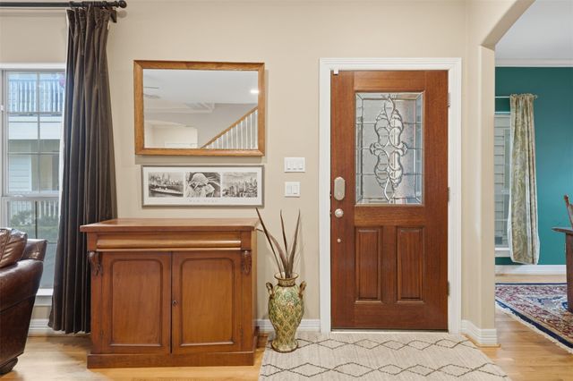 527 Oxford Street C, Houston, TX 77007