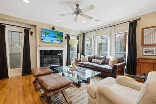 527 Oxford Street C, Houston, TX 77007