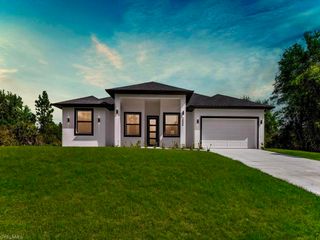 3805 E 8th ST, Lehigh Acres, FL 33972