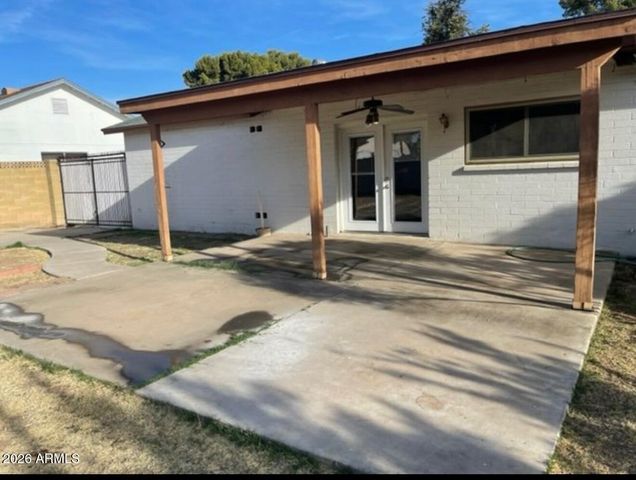 4008 W LAUREL Lane, Phoenix, AZ 85029