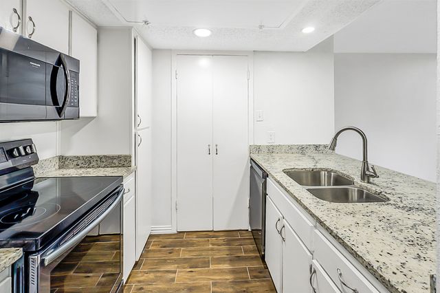 4641 Country Creek Drive 1084, Dallas, TX 75236