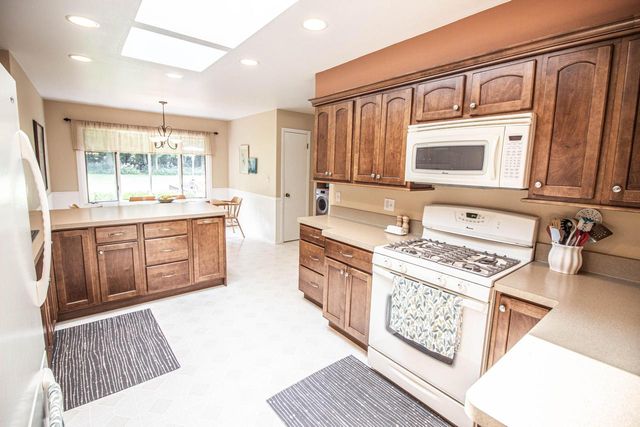7343 Glencoe DRIVE, Cedarburg, WI 53012