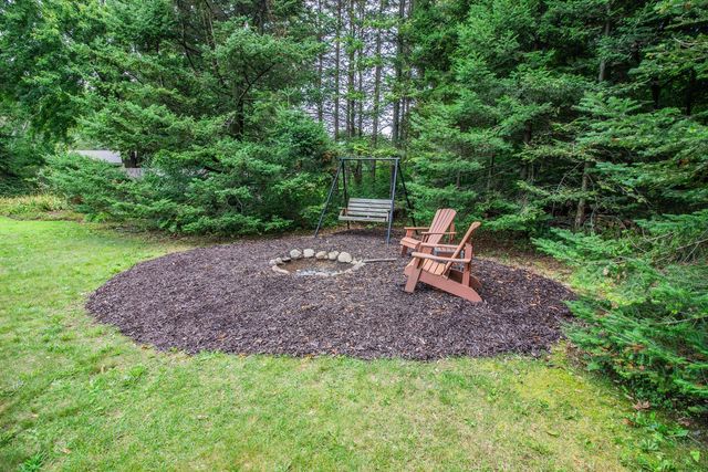 7343 Glencoe DRIVE, Cedarburg, WI 53012