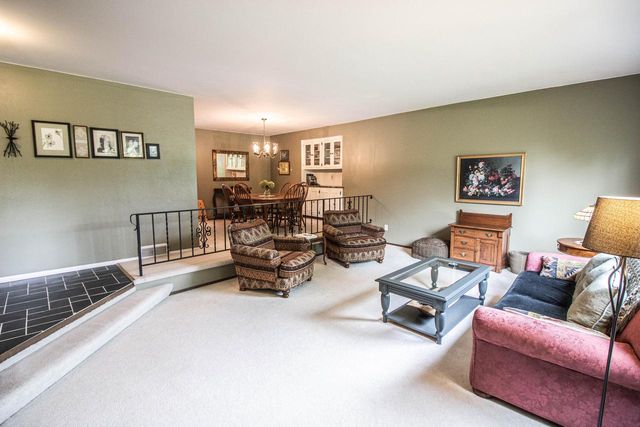 7343 Glencoe DRIVE, Cedarburg, WI 53012
