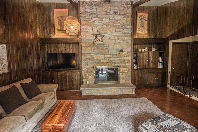 7343 Glencoe DRIVE, Cedarburg, WI 53012