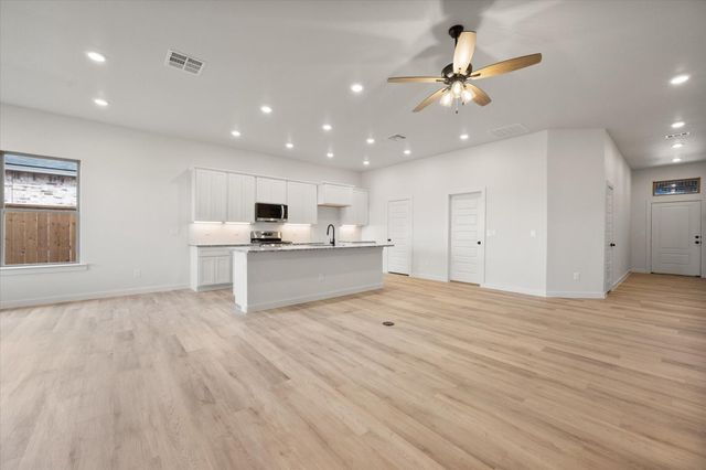 7008 56th Street, Lubbock, TX 79407