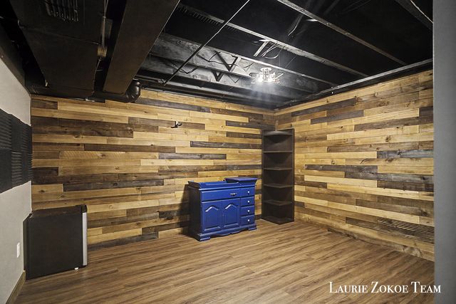 2659 Woodridge Drive, Jenison, MI 49428