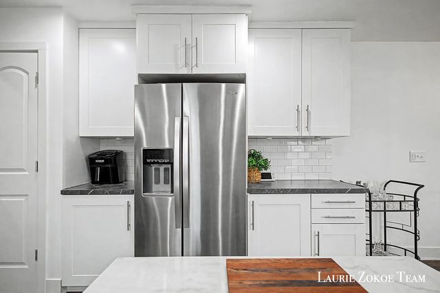 2659 Woodridge Drive, Jenison, MI 49428