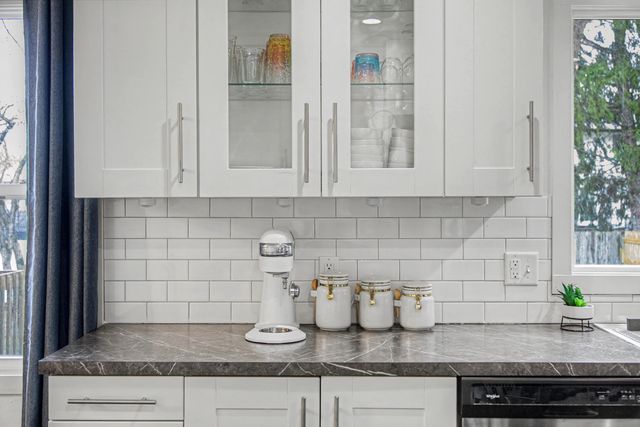 2659 Woodridge Drive, Jenison, MI 49428