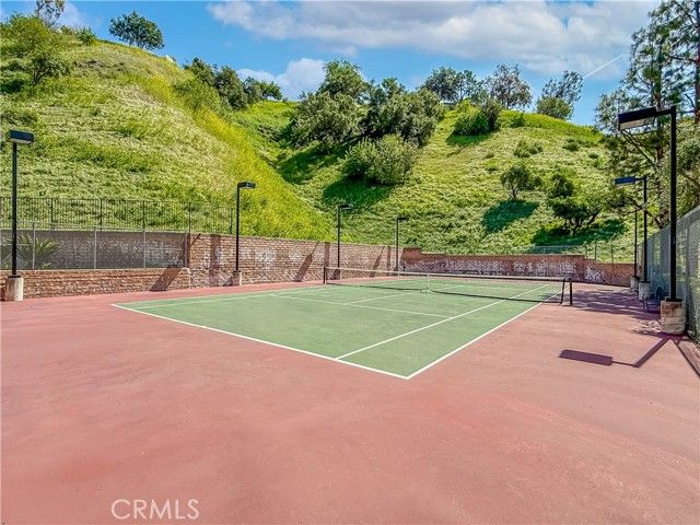 26120 Alizia Canyon E, Calabasas, CA 91302