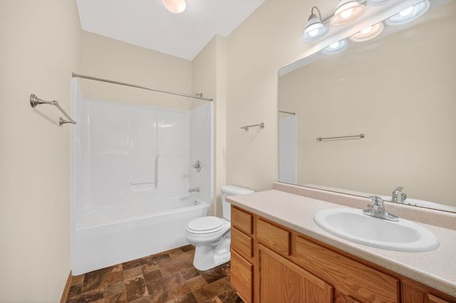 1112 N 6th Street 72, Indianola, IA 50125