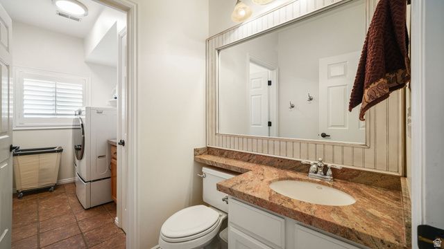 11128 S BARRETT PARK CIR, Sandy, UT 84092