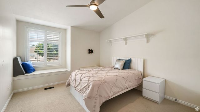 11128 S BARRETT PARK CIR, Sandy, UT 84092