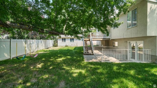 11128 S BARRETT PARK CIR, Sandy, UT 84092