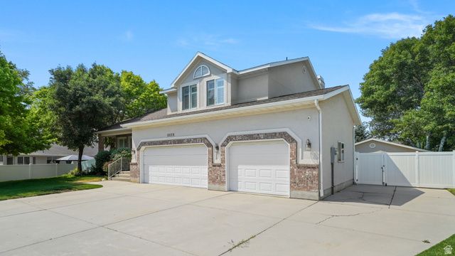 11128 S BARRETT PARK CIR, Sandy, UT 84092