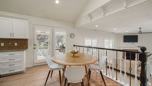 11128 S BARRETT PARK CIR, Sandy, UT 84092