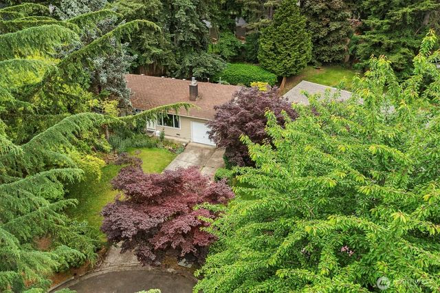 12819 98th Place NE, Kirkland, WA 98034