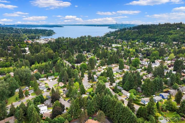 12819 98th Place NE, Kirkland, WA 98034
