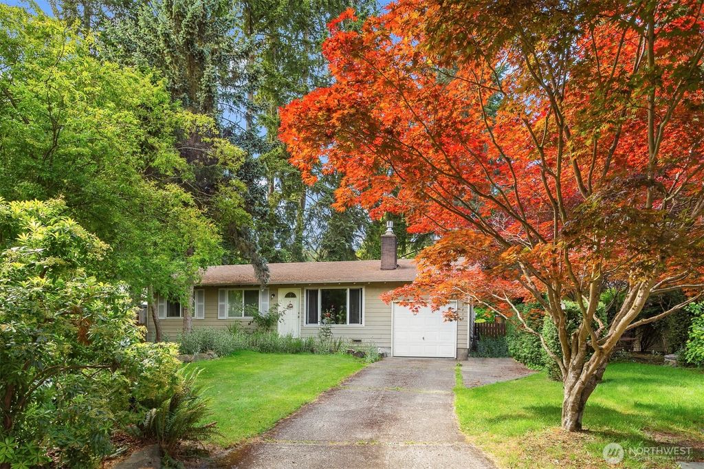 12819 98th Place NE, Kirkland, WA 98034