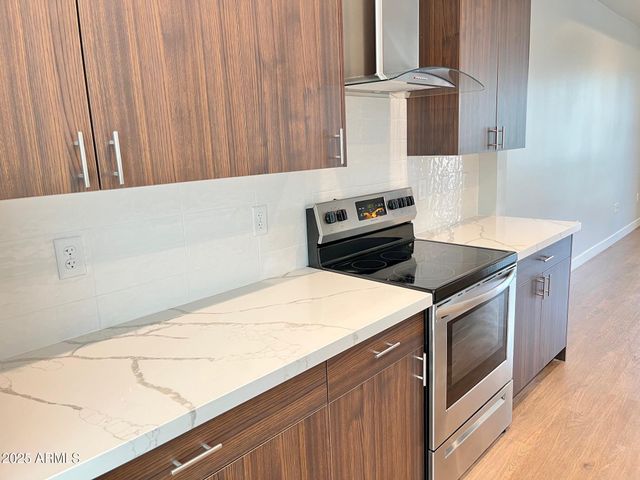 915 Missouri Avenue 16, Phoenix, AZ 85014