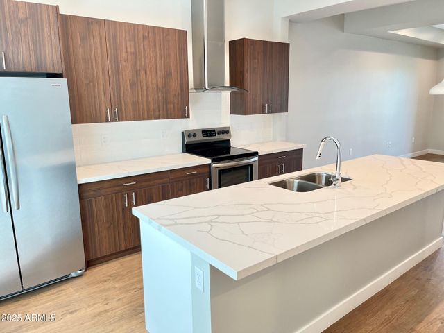 915 Missouri Avenue 16, Phoenix, AZ 85014