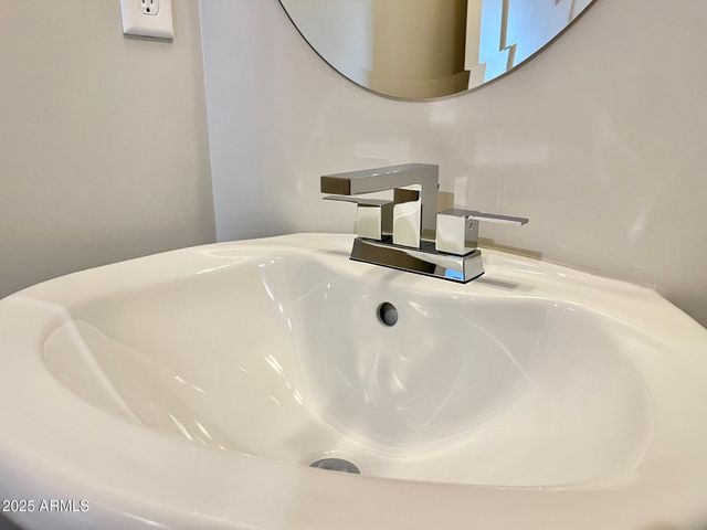 915 Missouri Avenue 16, Phoenix, AZ 85014