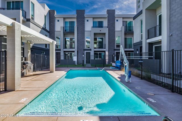 915 Missouri Avenue 16, Phoenix, AZ 85014