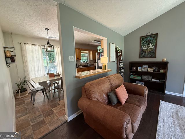425 Hampton Green Drive, Lagrange, GA 30240