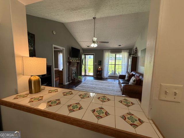 425 Hampton Green Drive, Lagrange, GA 30240
