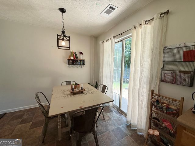 425 Hampton Green Drive, Lagrange, GA 30240
