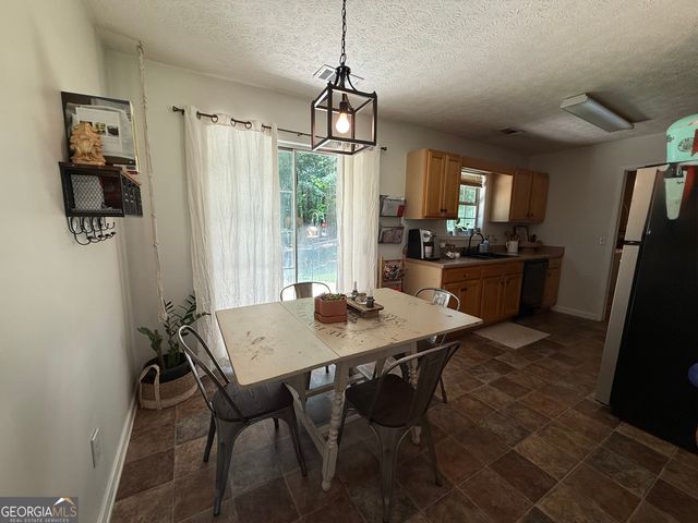 425 Hampton Green Drive, Lagrange, GA 30240