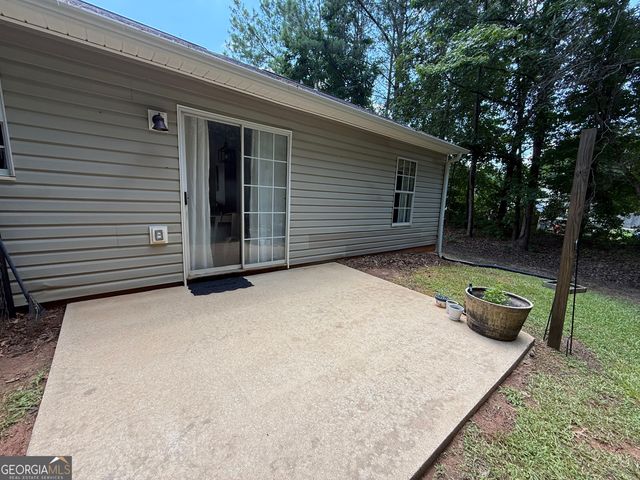 425 Hampton Green Drive, Lagrange, GA 30240