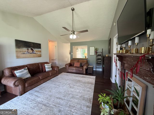 425 Hampton Green Drive, Lagrange, GA 30240