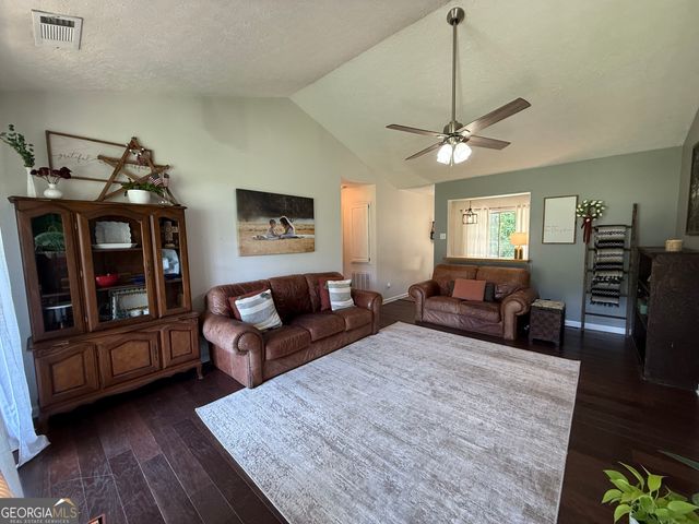 425 Hampton Green Drive, Lagrange, GA 30240