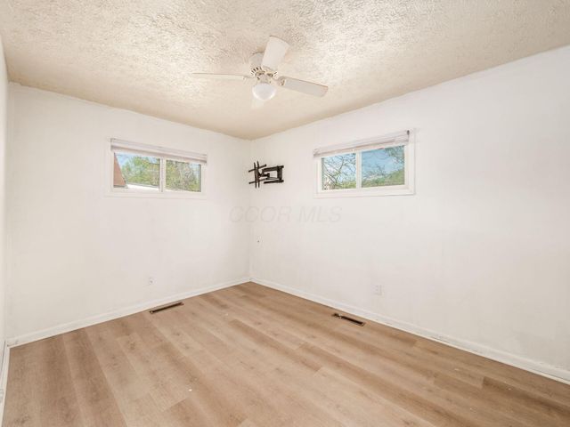 2250 Brentnell Avenue, Columbus, OH 43211