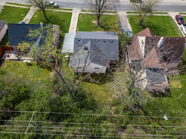 2250 Brentnell Avenue, Columbus, OH 43211
