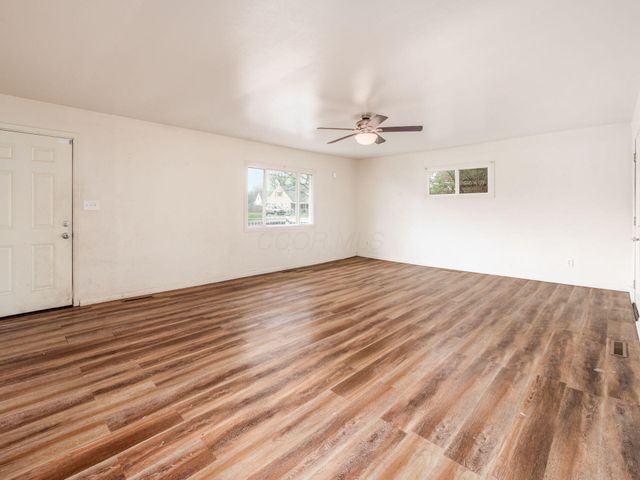 2250 Brentnell Avenue, Columbus, OH 43211