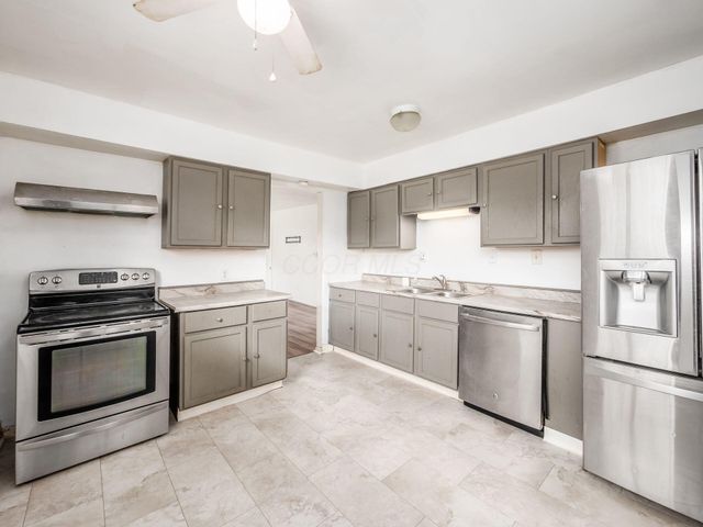 2250 Brentnell Avenue, Columbus, OH 43211