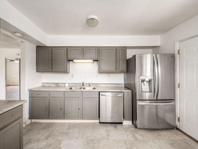2250 Brentnell Avenue, Columbus, OH 43211