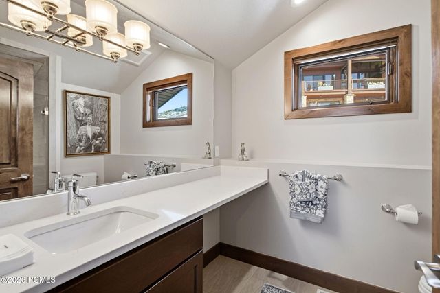 11080 N Lariat Ct, Hideout, UT 84036