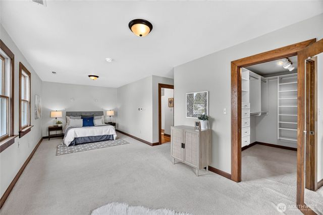 1318 N 76th Street, Seattle, WA 98103
