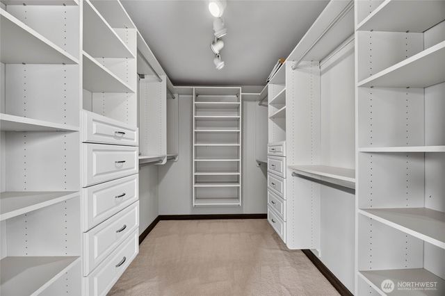 1318 N 76th Street, Seattle, WA 98103