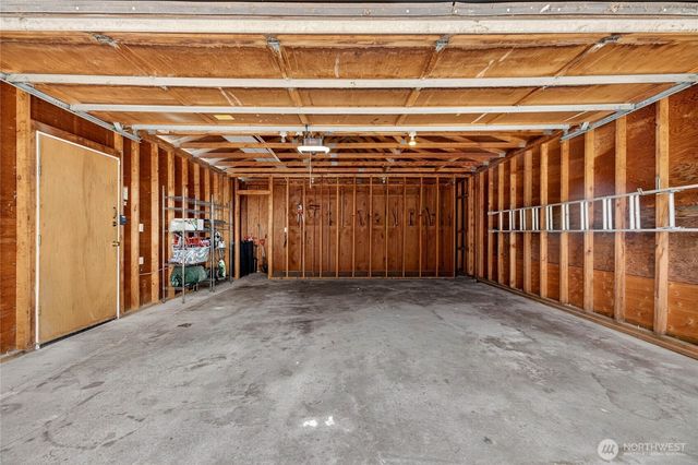 1318 N 76th Street, Seattle, WA 98103